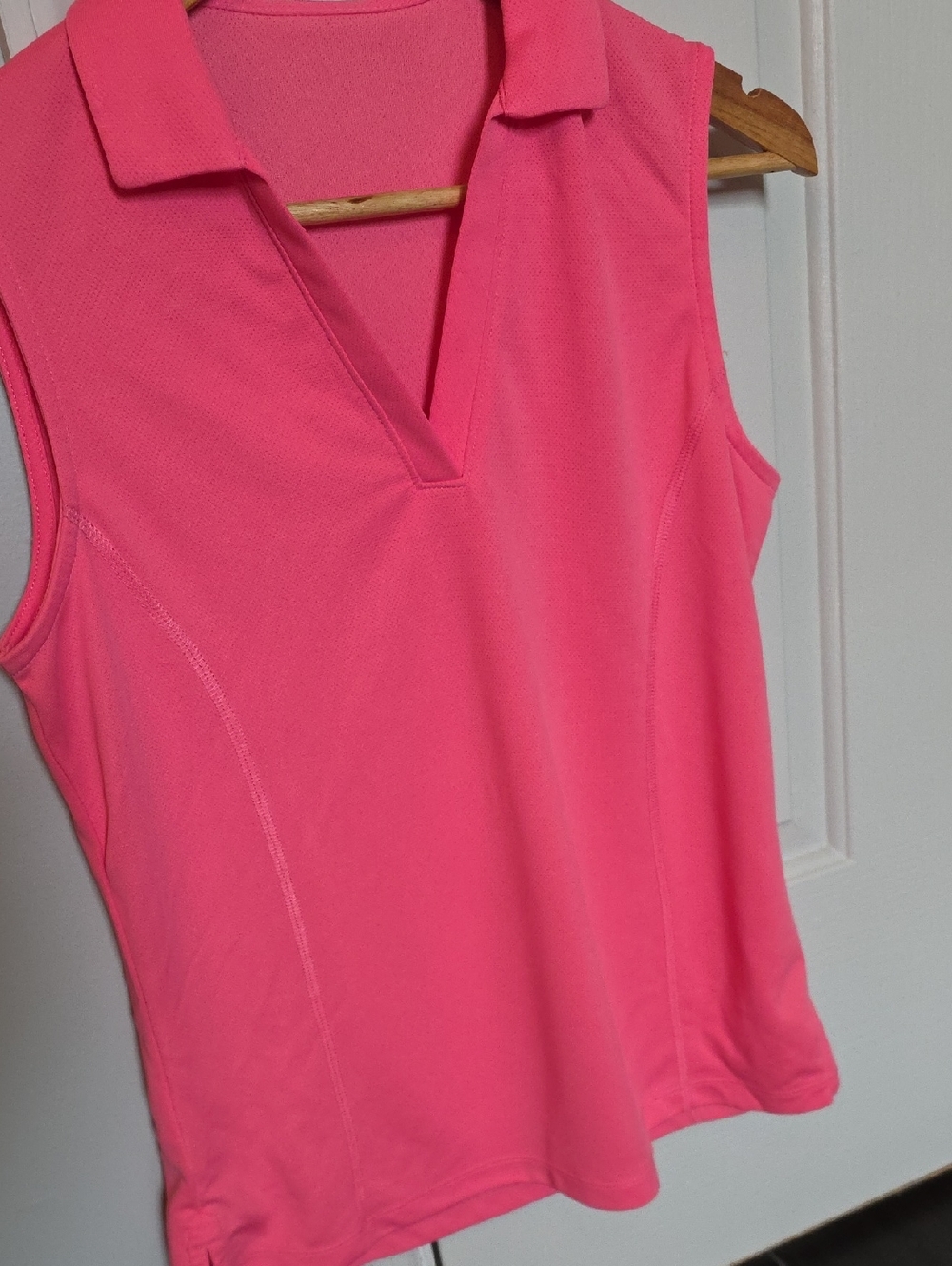 PGA Tour Neon Pink Sleeveless Polo V-Neck Tank